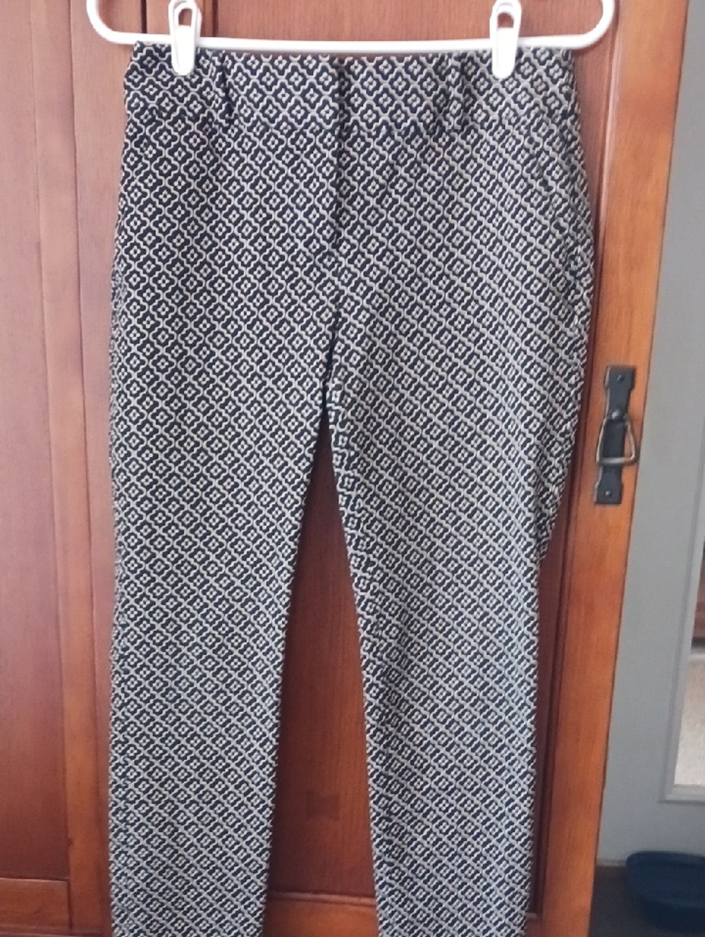 Ann Taylor LOFT Black and Cream Geometric Pants